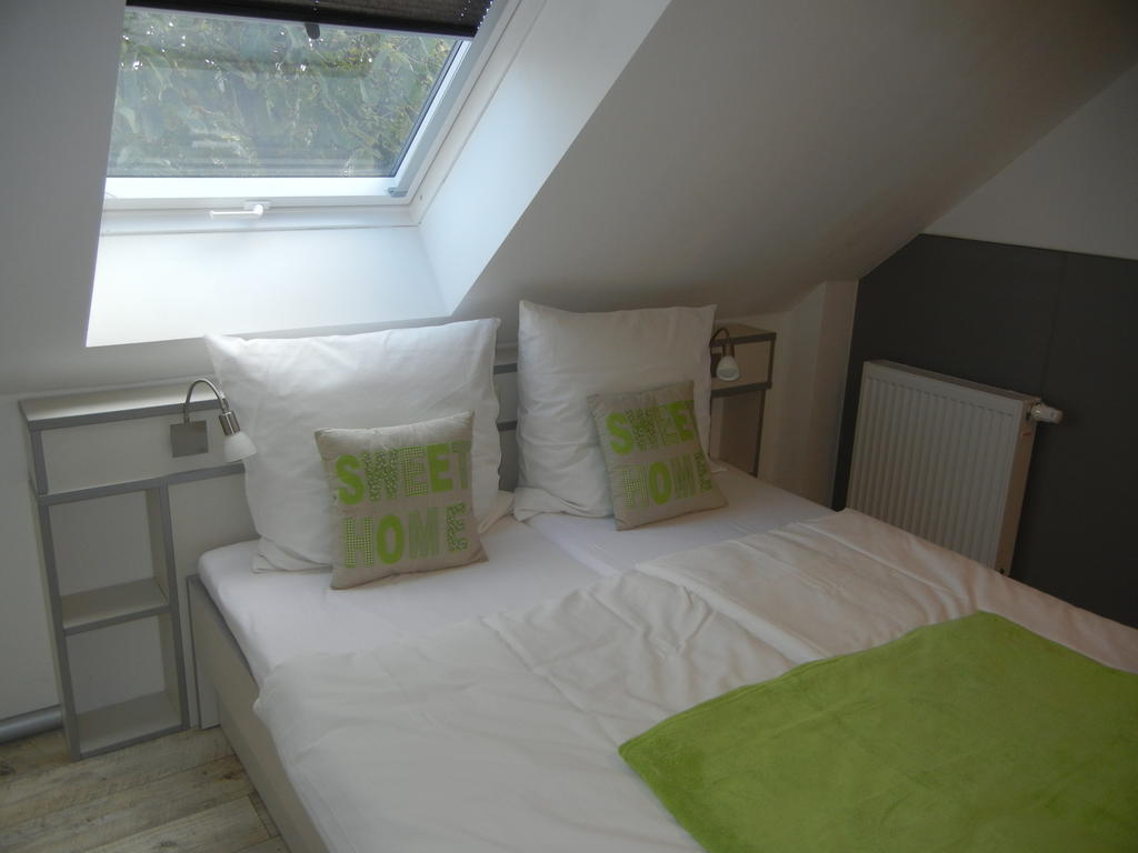 Gutshof Zum Adlernest Hotell Arnsnesta Rom bilde